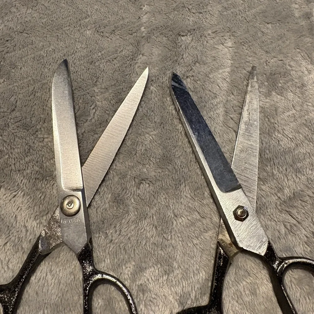 IDL vintage scissors